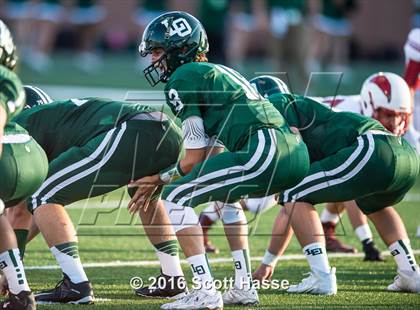 Thumbnail 2 in Chippewa Valley vs. Lake Orion (Prep Football Classic) photogallery.