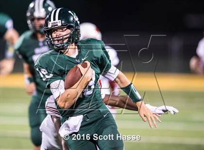 Thumbnail 3 in Chippewa Valley vs. Lake Orion (Prep Football Classic) photogallery.