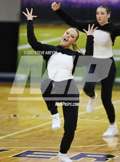 Thumbnail 1 in Monarch CHSAA Spirit Hip Hop photogallery.