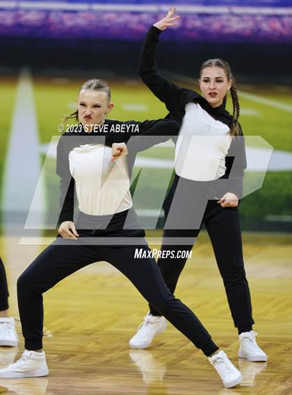 Thumbnail 1 in Monarch CHSAA Spirit Hip Hop photogallery.
