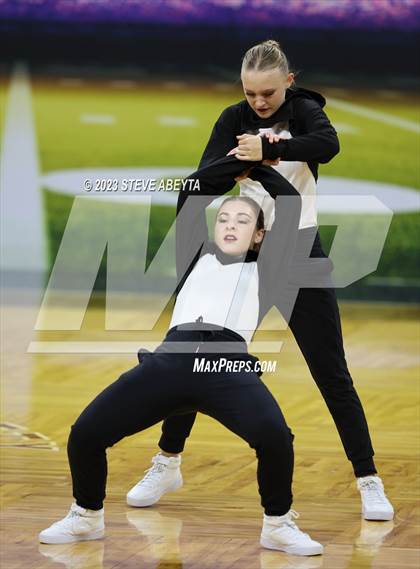 Thumbnail 3 in Monarch CHSAA Spirit Hip Hop photogallery.