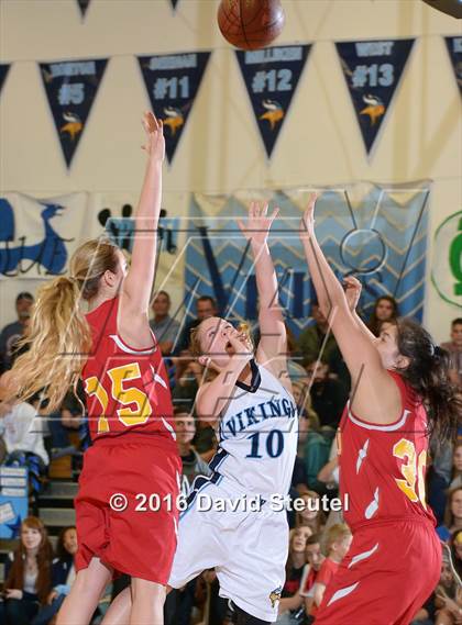 Thumbnail 3 in Chico vs. Pleasant Valley (CIF NS D2 Final) photogallery.