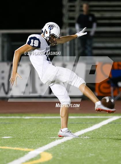 Thumbnail 3 in Saugus @ Canyon photogallery.