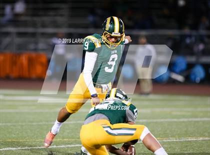 Thumbnail 2 in Saugus @ Canyon photogallery.