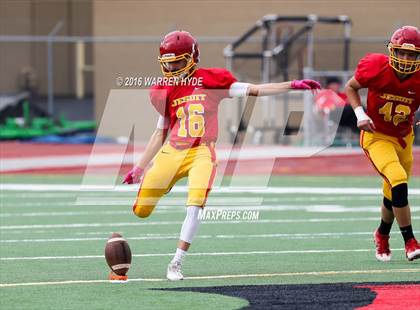 Thumbnail 1 in Monterey Trail @ Jesuit photogallery.