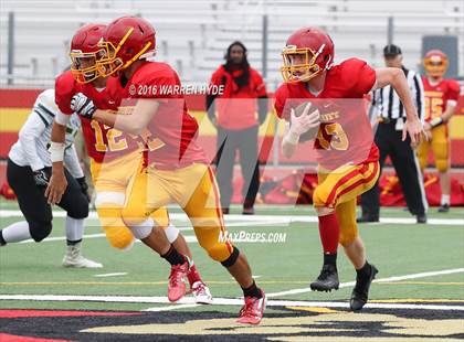 Thumbnail 3 in Monterey Trail @ Jesuit photogallery.