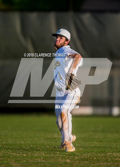Thumbnail 3 in Dominion @ Loudoun Valley photogallery.