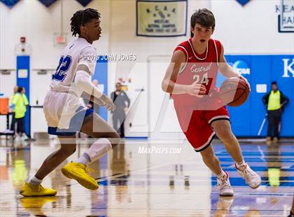 Thumbnail 2 in Hunterdon Central vs Union Catholic (Metro Classic) photogallery.