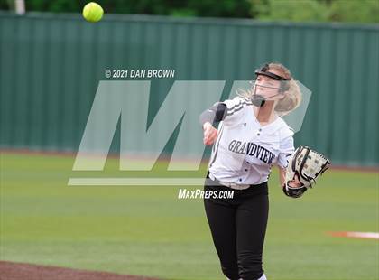 Thumbnail 3 in Grandview vs West Rusk (UIL 3A Regional Semifinal) photogallery.