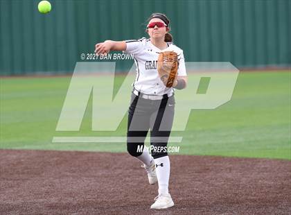 Thumbnail 3 in Grandview vs West Rusk (UIL 3A Regional Semifinal) photogallery.