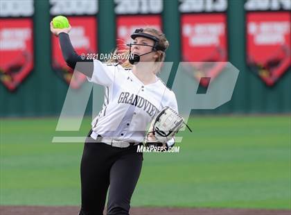 Thumbnail 2 in Grandview vs West Rusk (UIL 3A Regional Semifinal) photogallery.