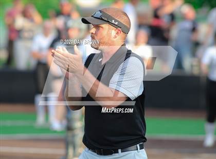 Thumbnail 2 in Grandview vs West Rusk (UIL 3A Regional Semifinal) photogallery.