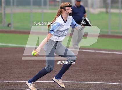Thumbnail 1 in Grandview vs West Rusk (UIL 3A Regional Semifinal) photogallery.