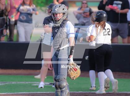 Thumbnail 3 in Grandview vs West Rusk (UIL 3A Regional Semifinal) photogallery.