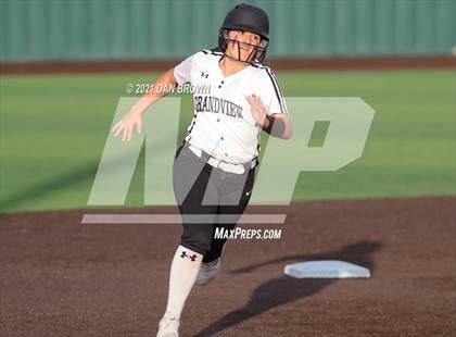 Thumbnail 1 in Grandview vs West Rusk (UIL 3A Regional Semifinal) photogallery.