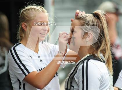 Thumbnail 1 in Grandview vs West Rusk (UIL 3A Regional Semifinal) photogallery.