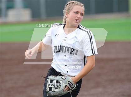 Thumbnail 3 in Grandview vs West Rusk (UIL 3A Regional Semifinal) photogallery.