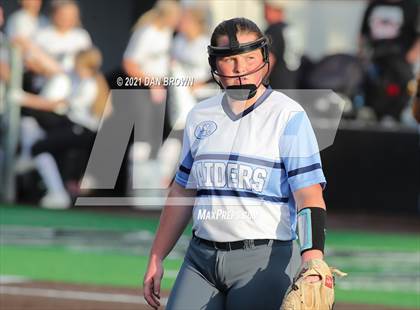 Thumbnail 1 in Grandview vs West Rusk (UIL 3A Regional Semifinal) photogallery.