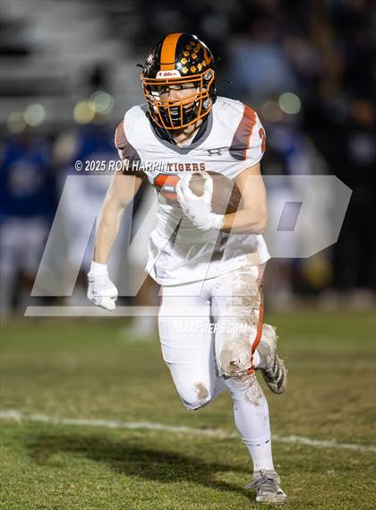 Thumbnail 1 in Douglas @ Reed photogallery.