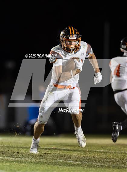 Thumbnail 1 in Douglas @ Reed photogallery.