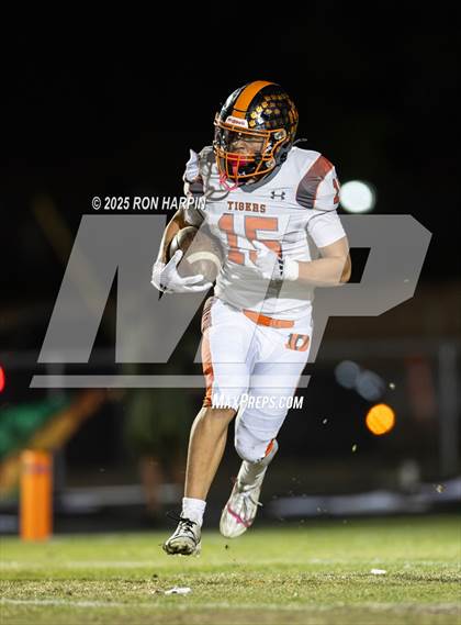 Thumbnail 1 in Douglas @ Reed photogallery.