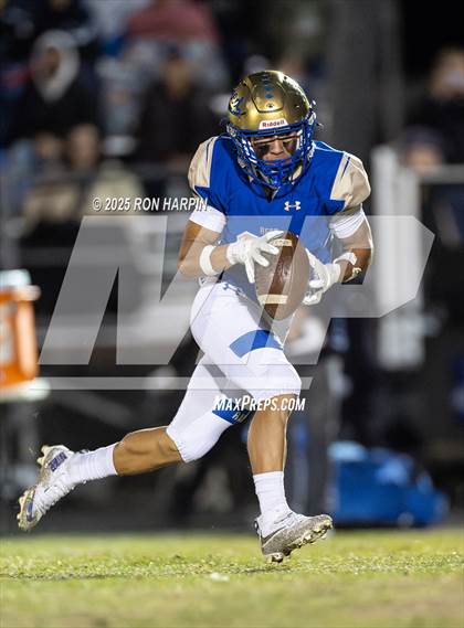 Thumbnail 3 in Douglas @ Reed photogallery.