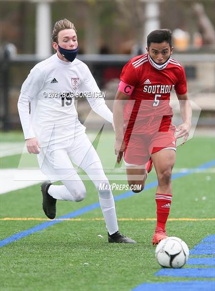 Thumbnail 3 in Pierson Bridgehampton vs Southold Class C Final photogallery.