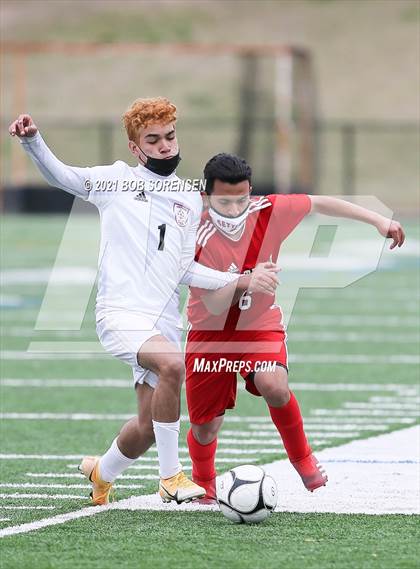 Thumbnail 2 in Pierson Bridgehampton vs Southold Class C Final photogallery.