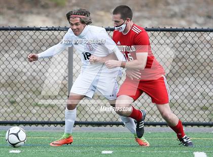 Thumbnail 1 in Pierson Bridgehampton vs Southold Class C Final photogallery.