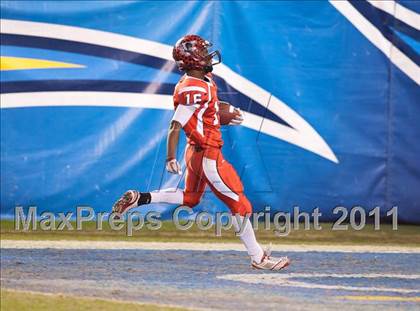 Thumbnail 2 in Mira Mesa vs Vista (CIF SDS D1 Final) photogallery.