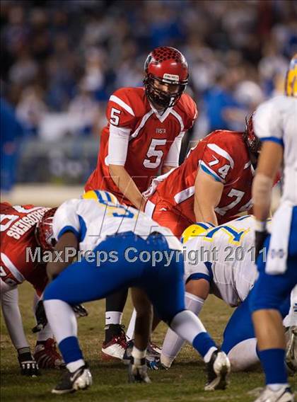 Thumbnail 3 in Mira Mesa vs Vista (CIF SDS D1 Final) photogallery.