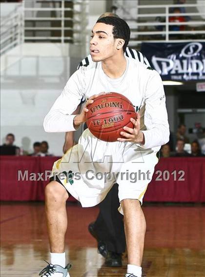 Thumbnail 3 in LaVerne Lutheran vs. St. Patrick (Spalding Hoophall Classic) photogallery.