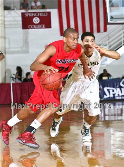 Thumbnail 3 in LaVerne Lutheran vs. St. Patrick (Spalding Hoophall Classic) photogallery.