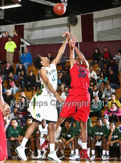 Thumbnail 2 in LaVerne Lutheran vs. St. Patrick (Spalding Hoophall Classic) photogallery.