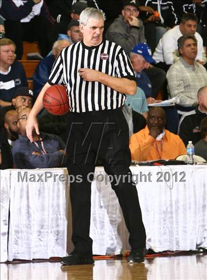 Thumbnail 2 in LaVerne Lutheran vs. St. Patrick (Spalding Hoophall Classic) photogallery.