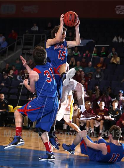 Thumbnail 1 in Shining Mountain vs. Norwood (CHSAA 1A Great 8) photogallery.