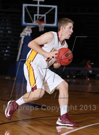 Thumbnail 3 in Shining Mountain vs. Norwood (CHSAA 1A Great 8) photogallery.