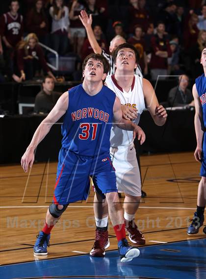 Thumbnail 2 in Shining Mountain vs. Norwood (CHSAA 1A Great 8) photogallery.