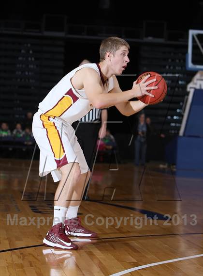 Thumbnail 3 in Shining Mountain vs. Norwood (CHSAA 1A Great 8) photogallery.