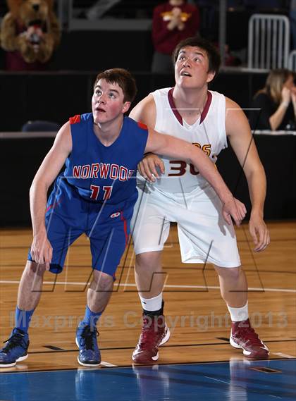 Thumbnail 2 in Shining Mountain vs. Norwood (CHSAA 1A Great 8) photogallery.