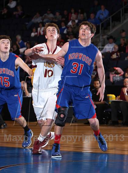 Thumbnail 2 in Shining Mountain vs. Norwood (CHSAA 1A Great 8) photogallery.