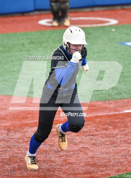 Thumbnail 3 in Lake Norman vs Bandys (Scrimmage Mooresville Jamboree) photogallery.