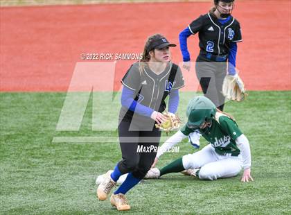 Thumbnail 3 in Lake Norman vs Bandys (Scrimmage Mooresville Jamboree) photogallery.