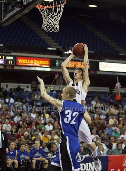 Thumbnail 2 in St. Francis vs. Rocklin (CIF NorCal D2 Final) photogallery.