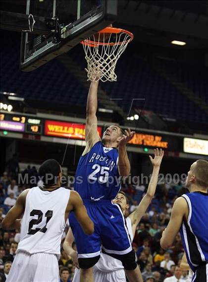 Thumbnail 3 in St. Francis vs. Rocklin (CIF NorCal D2 Final) photogallery.
