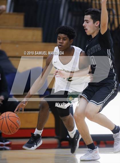 Thumbnail 2 in Moorpark vs Van nuys (Wolverine Invitational) photogallery.