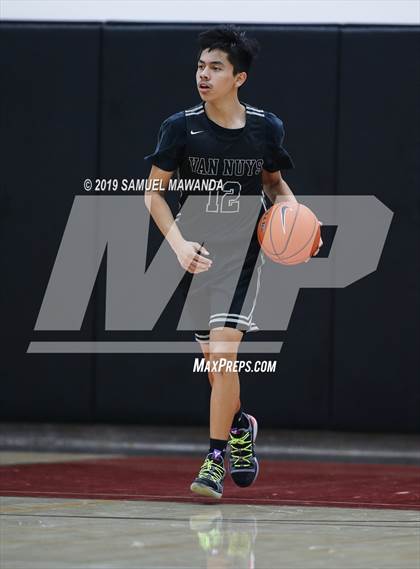 Thumbnail 3 in Moorpark vs Van nuys (Wolverine Invitational) photogallery.
