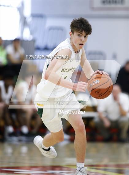 Thumbnail 3 in Moorpark vs Van nuys (Wolverine Invitational) photogallery.