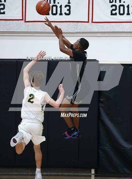 Thumbnail 1 in Moorpark vs Van nuys (Wolverine Invitational) photogallery.