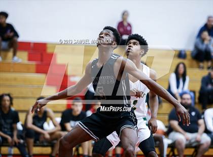 Thumbnail 2 in Moorpark vs Van nuys (Wolverine Invitational) photogallery.